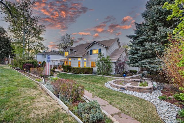 2464 S Fenton Drive, Lakewood, CO 80227