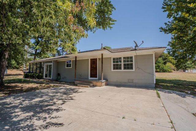 5617 S Indian Meridian Road, Choctaw, OK 73020