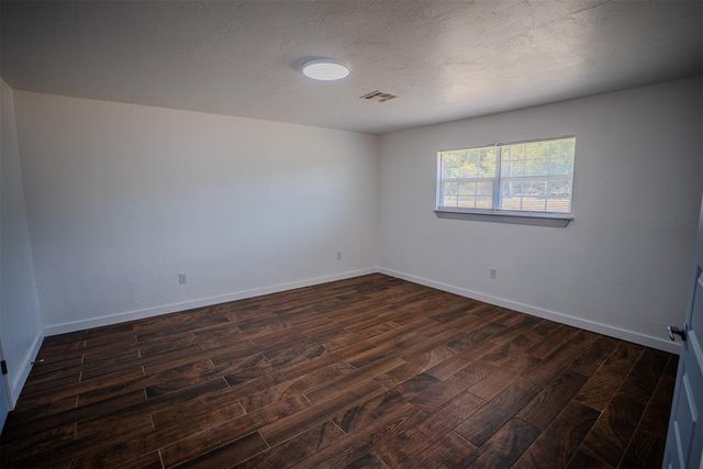 5617 S Indian Meridian Road, Choctaw, OK 73020