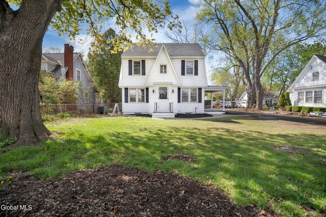 451 Ballston Road, Glenville, NY 12302