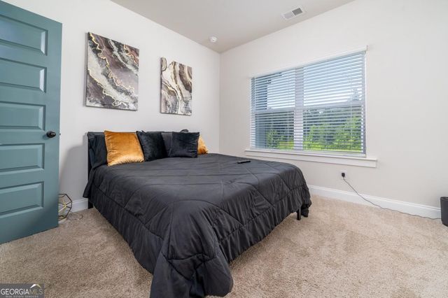 25 Harmon Court, Newnan, GA 30263