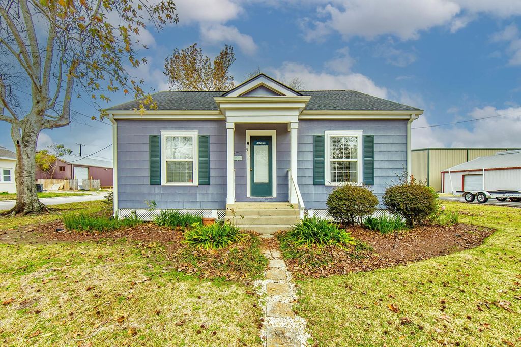501 Sunset Ave, Houma, LA 70360