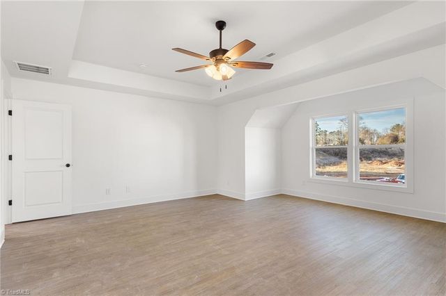 123 Indian Wells Court, Harmony, NC 28634