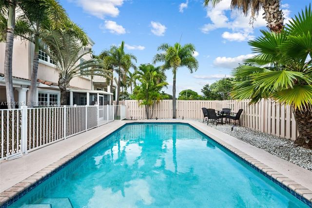 4517 NE 21st Avenue 5, Fort Lauderdale, FL 33308