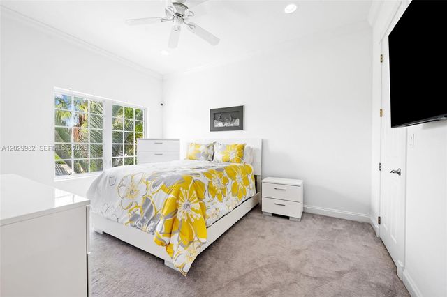 4517 NE 21st Avenue 5, Fort Lauderdale, FL 33308