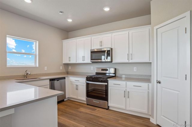 48295 Shetland Drive, Bennett, CO 80102