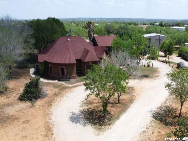 424 HOMECREST DR, La Vernia, TX 78121