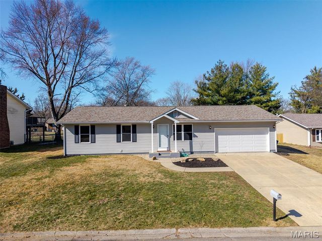 500 Lindenwood Drive, Troy, IL 62294