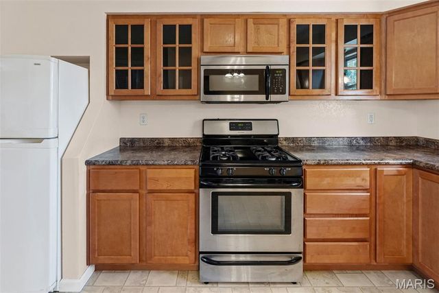 500 Lindenwood Drive, Troy, IL 62294