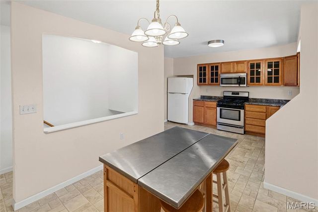 500 Lindenwood Drive, Troy, IL 62294