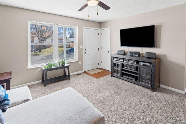 500 Lindenwood Drive, Troy, IL 62294