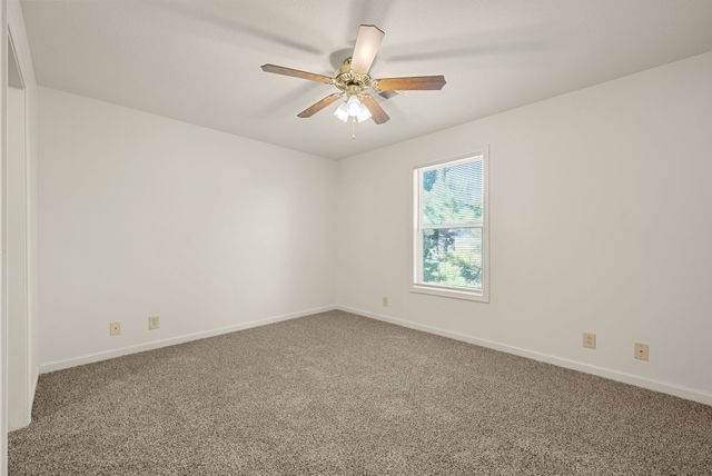 507 Peachers Ridge Rd Apt C, Clarksville, TN 37042