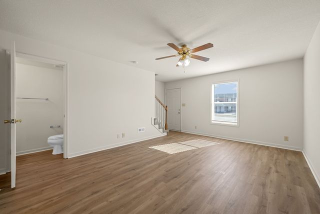 507 Peachers Ridge Rd Apt C, Clarksville, TN 37042