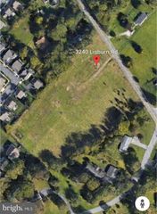 3240 LISBURN RD, Mechanicsburg, PA 17055