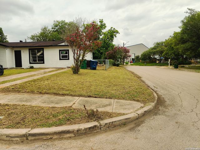 9923 EVENINGWAY DR, San Antonio, TX 78233