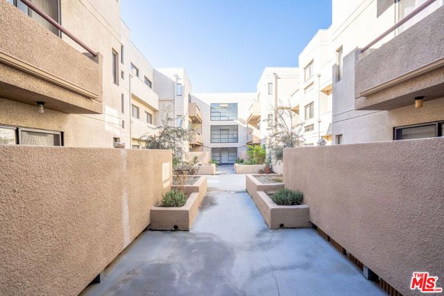 435 S Virgil Avenue 228, Los Angeles, CA 90020