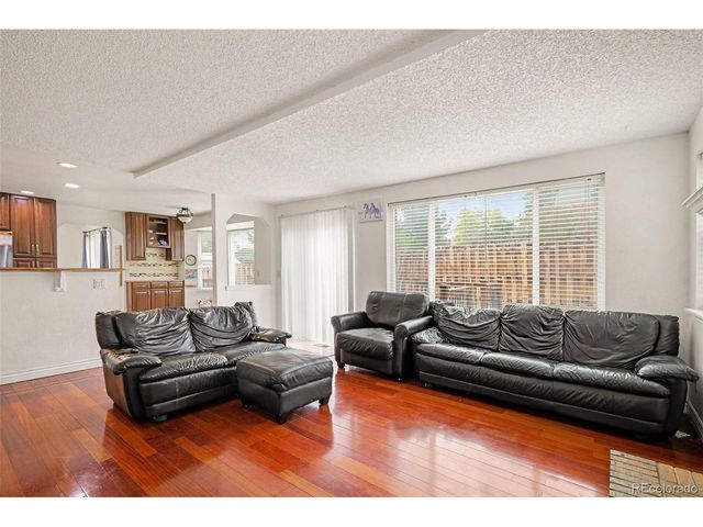 2424 S Salida Way, Aurora, CO 80013