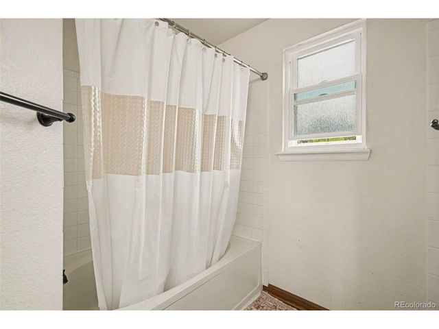 2424 S Salida Way, Aurora, CO 80013