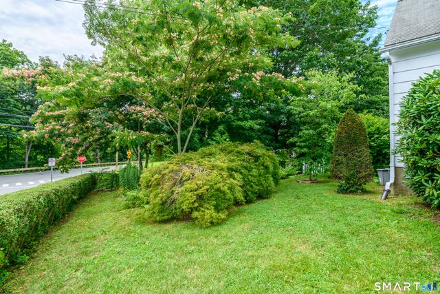 9 Maple Avenue, Beacon Falls, CT 06403