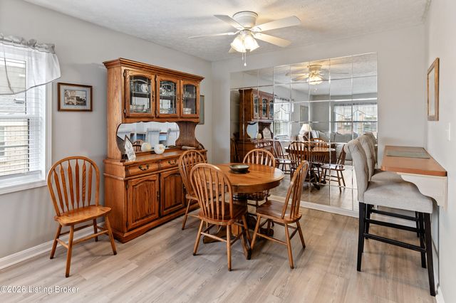 314 El Conquistador Pl, Louisville, KY 40220