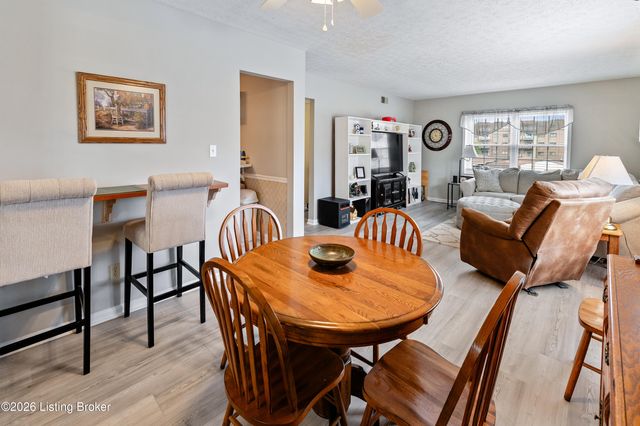 314 El Conquistador Pl, Louisville, KY 40220