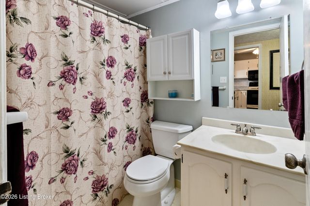 314 El Conquistador Pl, Louisville, KY 40220