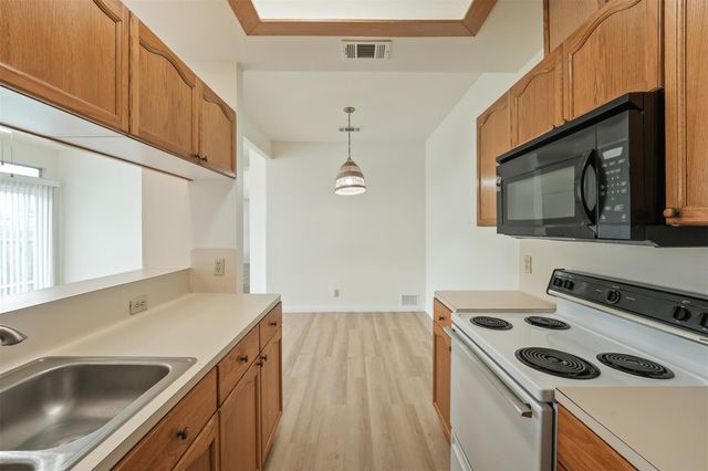 500 Gregory CT, Round Rock, TX 78664