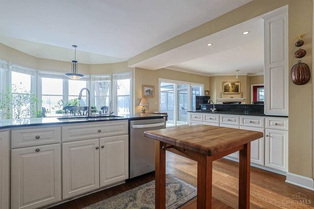 37 Carpenters Run, Cincinnati, OH 45241