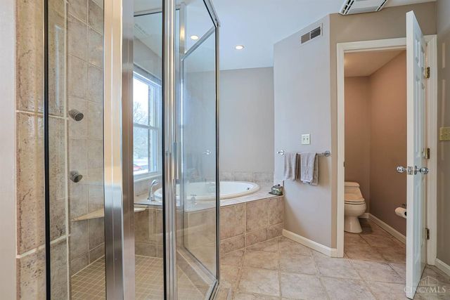 37 Carpenters Run, Cincinnati, OH 45241