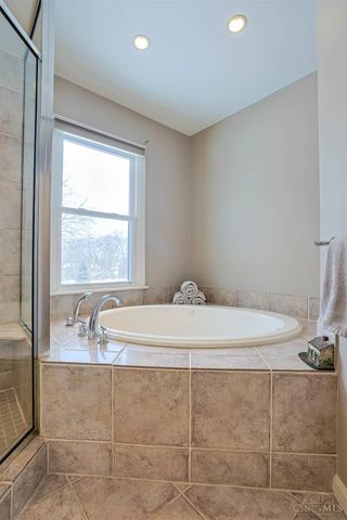 37 Carpenters Run, Cincinnati, OH 45241