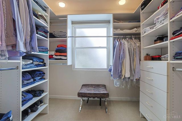 37 Carpenters Run, Cincinnati, OH 45241