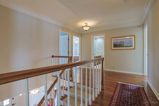 37 Carpenters Run, Cincinnati, OH 45241