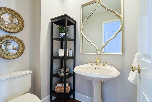 37 Carpenters Run, Cincinnati, OH 45241