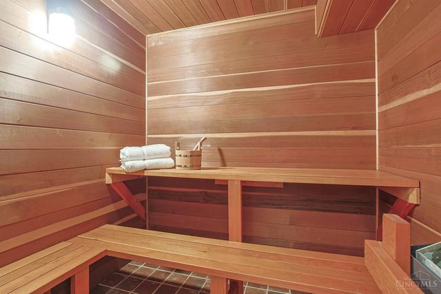 37 Carpenters Run, Cincinnati, OH 45241