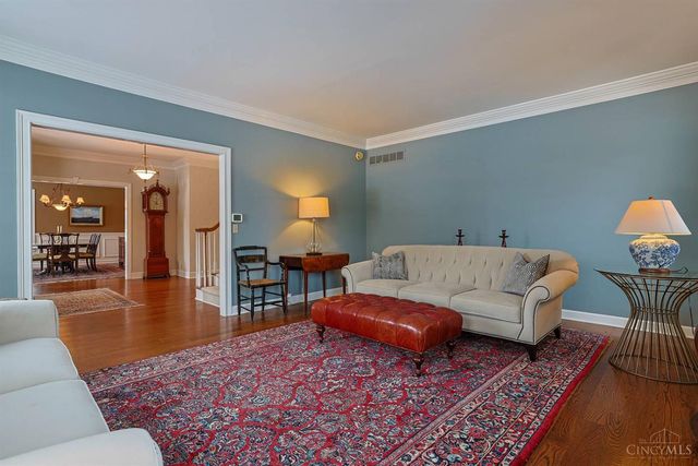 37 Carpenters Run, Cincinnati, OH 45241