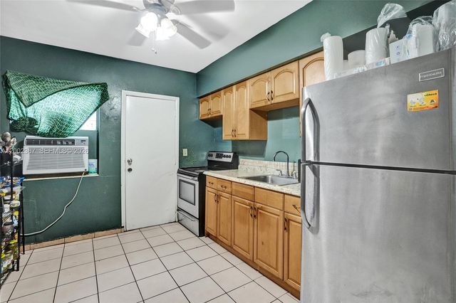 836 NW 101st Street, Miami, FL 33150