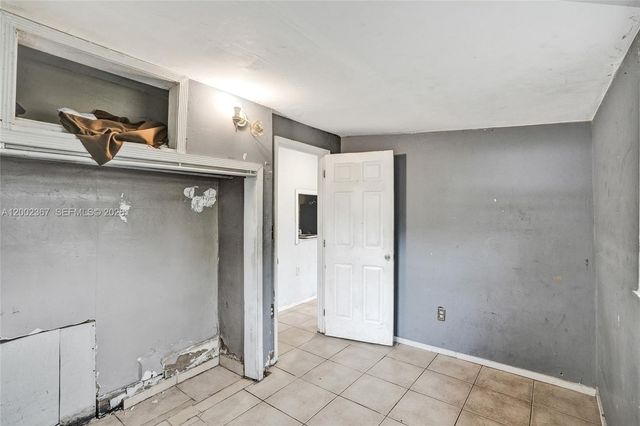 836 NW 101st Street, Miami, FL 33150