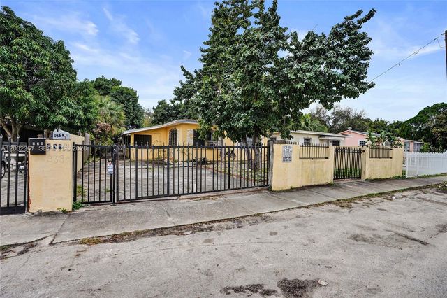 836 NW 101st Street, Miami, FL 33150