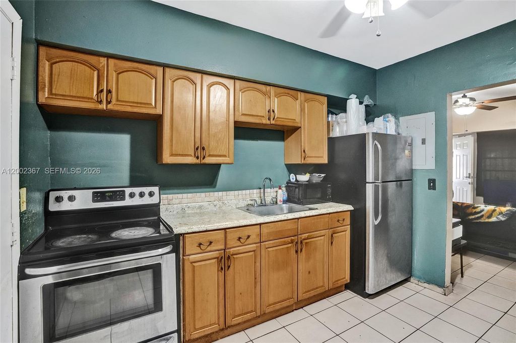 836 NW 101st Street, Miami, FL 33150