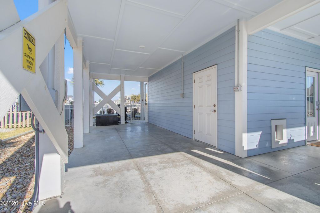 Image 10 of property listing at 550 Ocean Boulevard W, Supply, NC 28462