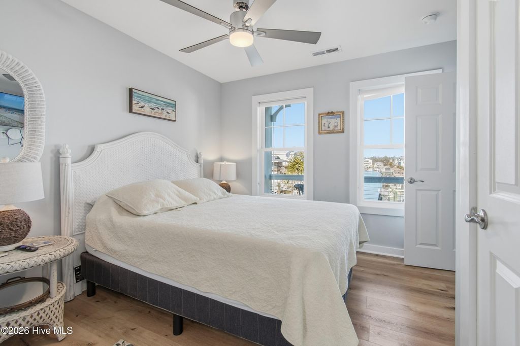 Image 25 of property listing at 550 Ocean Boulevard W, Supply, NC 28462