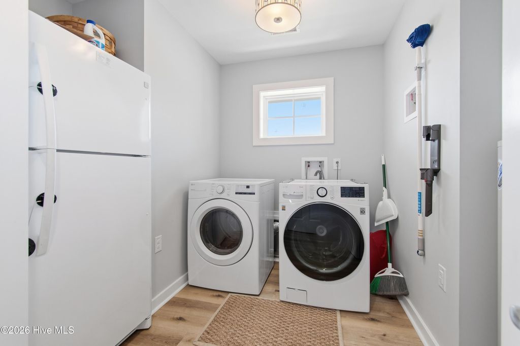 Image 33 of property listing at 550 Ocean Boulevard W, Supply, NC 28462