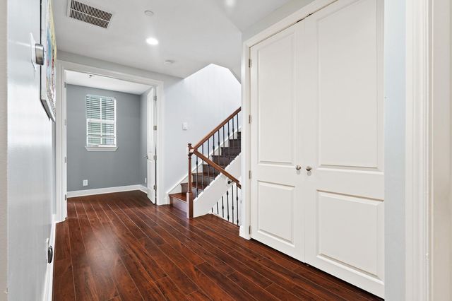 1123 NE 18th Avenue, Fort Lauderdale, FL 33304