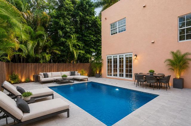 1123 NE 18th Avenue, Fort Lauderdale, FL 33304
