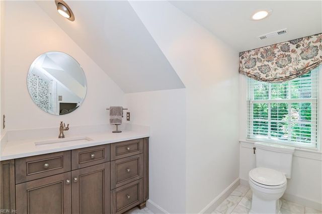 703 Circle LN, Virginia Beach, VA 23451
