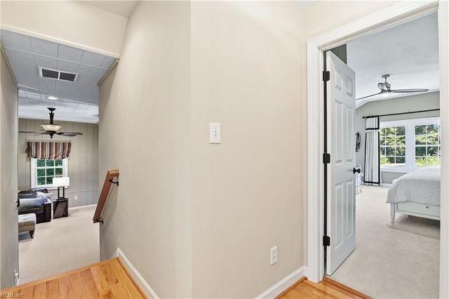 703 Circle LN, Virginia Beach, VA 23451
