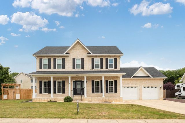 677 DELLINGER DR, Strasburg, VA 22657