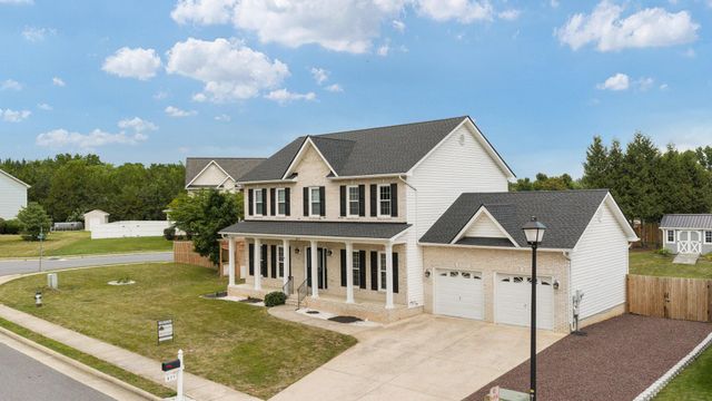677 DELLINGER DR, Strasburg, VA 22657