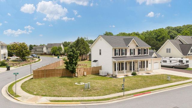 677 DELLINGER DR, Strasburg, VA 22657
