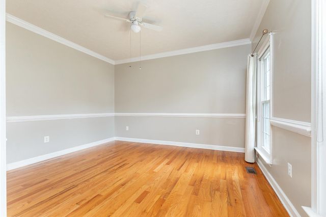 677 DELLINGER DR, Strasburg, VA 22657